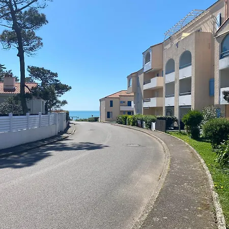 Cosy A 200m Du Front De Avec Balcon شقة لي سابلِ دولونْ